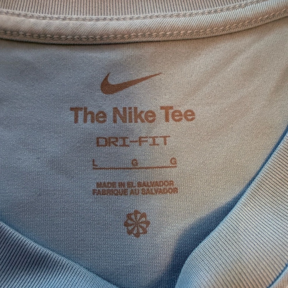 Nike Blue Dri-fit short Sleeve T-Shirt - Picture 3 of 5